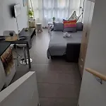 Casa Cachita 2-confortable Estudio A Pie De Playa * Эстепона