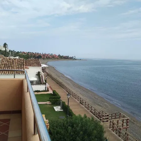 Casa Cachita 2-confortable Estudio A Pie De Playa Estepona